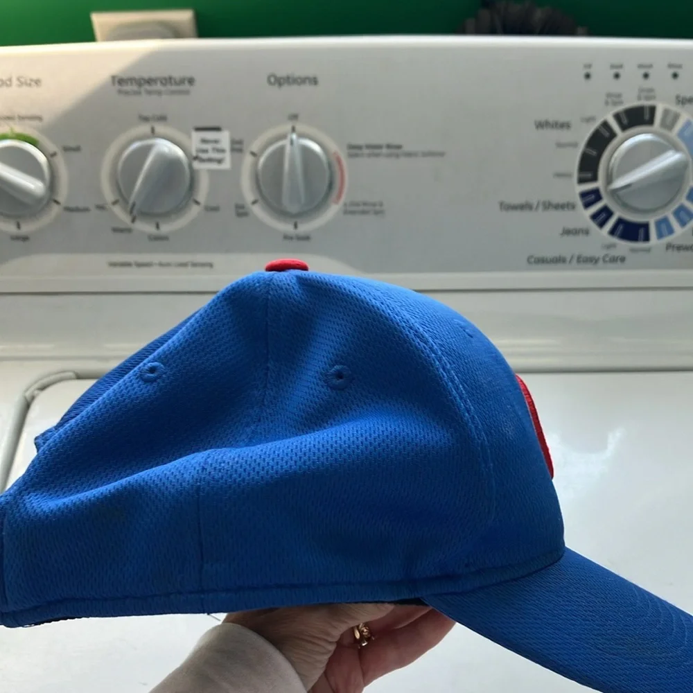 Chicago cubs Blue Baseball Cap with Red Logo youth size adjustable back